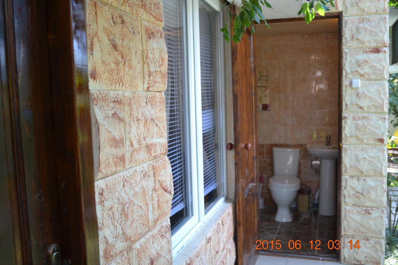 U Palycha Guest House Soechoemi Buitenkant foto