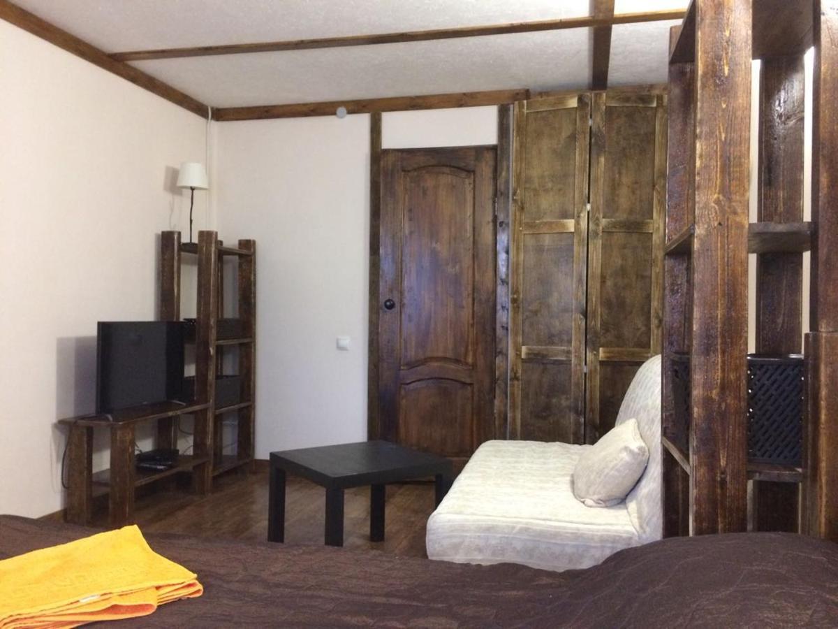 U Palycha Guest House Soechoemi Buitenkant foto